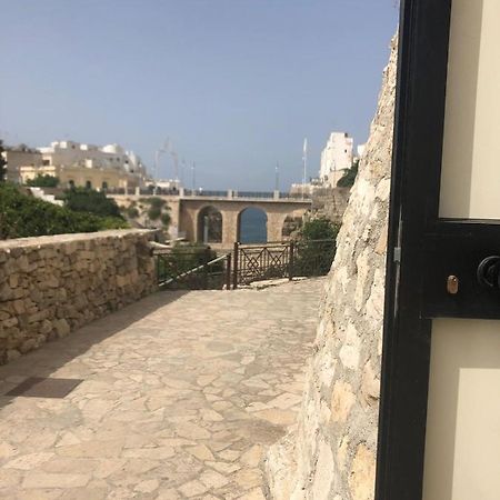 Petali Rosa - Dimora Mare Hotel Polignano a Mare Luaran gambar